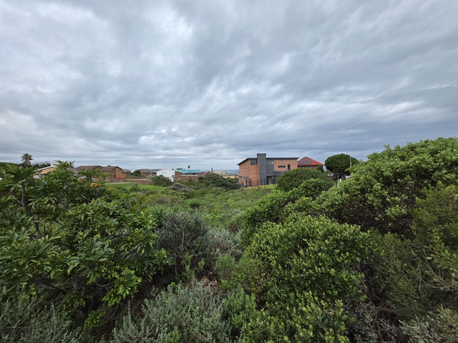 0 Bedroom Property for Sale in Wavecrest Eastern Cape